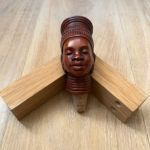 Handsnidad träkork - Afrikansk Kvinna