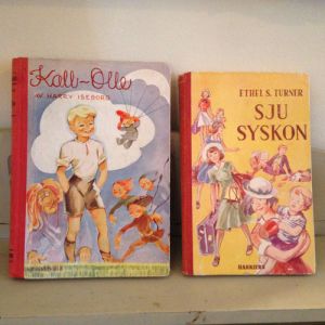 Paret äldre barnböcker