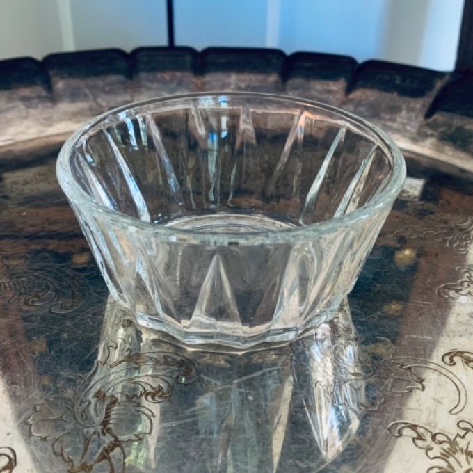 Liten glasskål