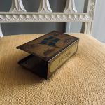 Metall ask för tändstickor