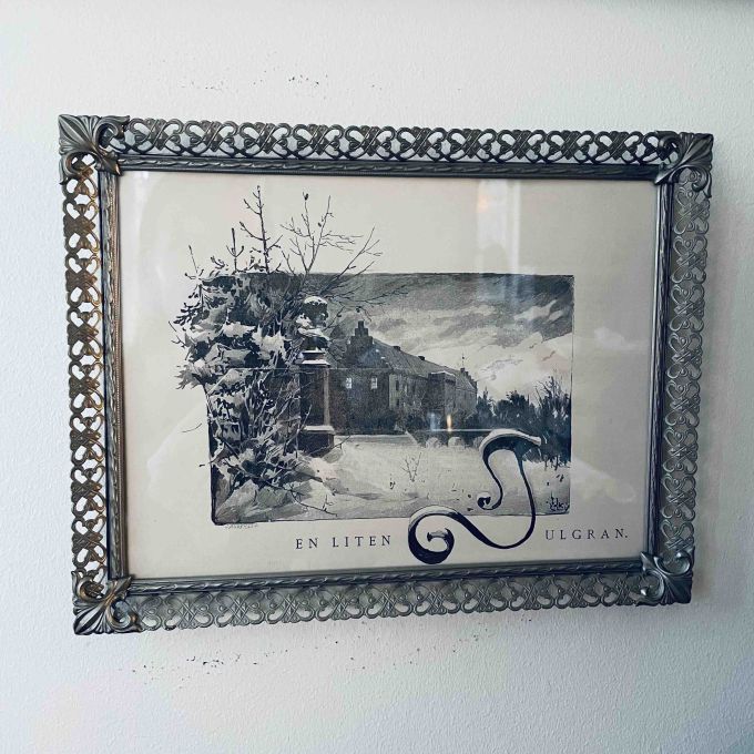 Ram genombruten metall