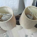 Set med 5 ljusrosa lampettskärmar i siden