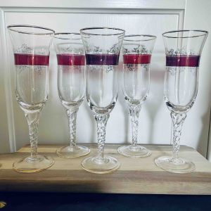 Set med 5 champagneglas