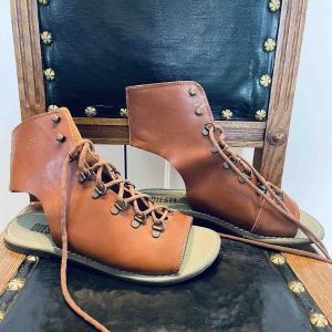 Skor storlek 36 från Diesel