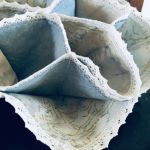 Småfrallor tyghållare