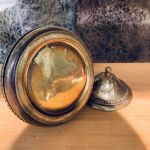 Knackad metallburk m lock