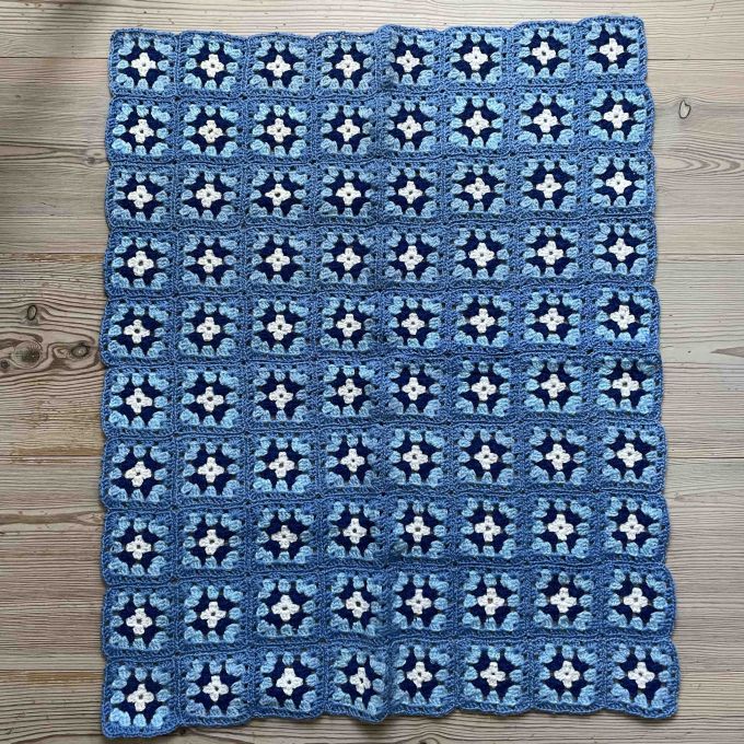 Babyfilt mormorsrutor