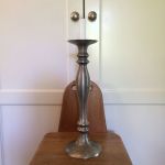 Hög ljusstake metall