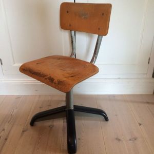 Barnstol Industristil