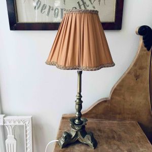 Lampskärm Louisa - KLO-fäste - variant mindre - 8 färger