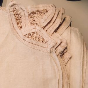 Set med 12 linneservetter