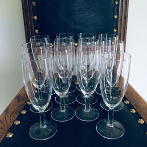 Set med 11 st Luminarc Champagneglas