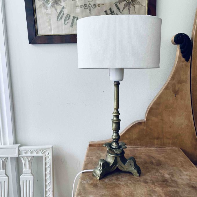 Skärm oval crèmevit