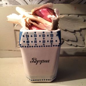 Porslinsburk Peppar