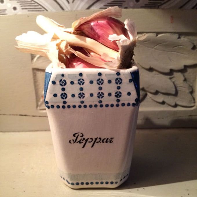 Porslinsburk Peppar