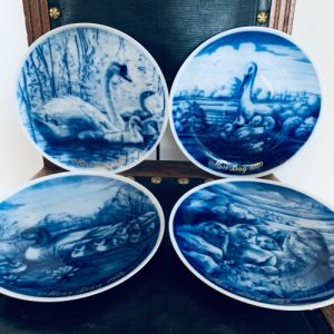 Set med 4 tallrikar Royal Tettau