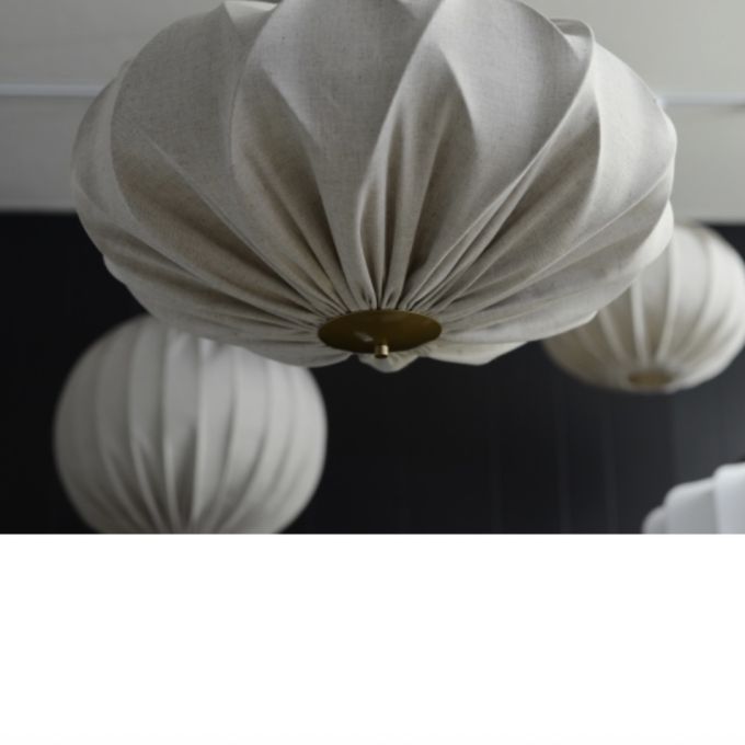 Taklampa Twister ELLIPS LINNE - 2 storlekar - 2 färger