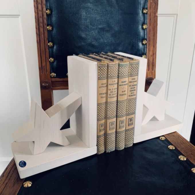 Paret bokstöd - svenskt hantverk - Nedholm Sweden