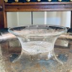 Trattformad glasskål