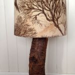 Bordslampa Trästam - Ny el!