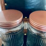 Paret stora glasburkar m lock