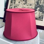 Lampskärm Engelsk - Oval - Slät Satin - 8 storlekar - 6 färger - flera kantband