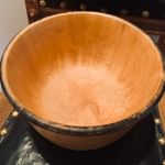 Träskål handsvarvad