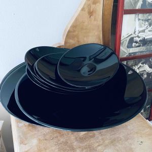 Pond Plate Black- Ingegerd Råman för Orrefors