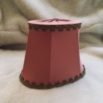 Lampskärm Engelsk - Oval - Slät Satin - 8 storlekar - 6 färger - flera kantband