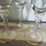 Set med 5 champagneglas