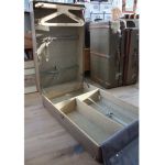 Resväska med garderob