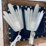 Paret vägglampor glas