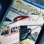 Set med 4 äldre charmiga pojkböcker