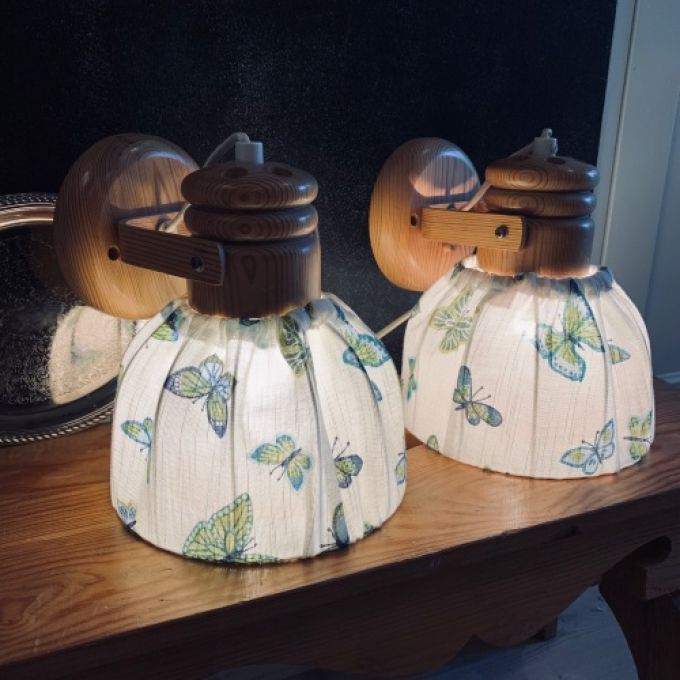 Paret vägglampor sänglampor