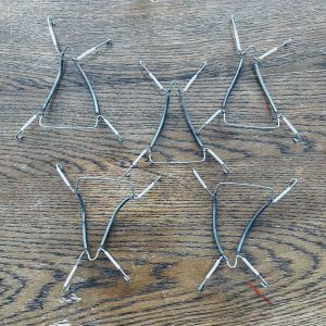 Tallriksupphängare - finns 5 st