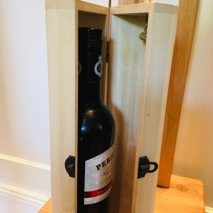 Trälåda vin cylinderformad