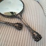 Set med Spegel och Borstar